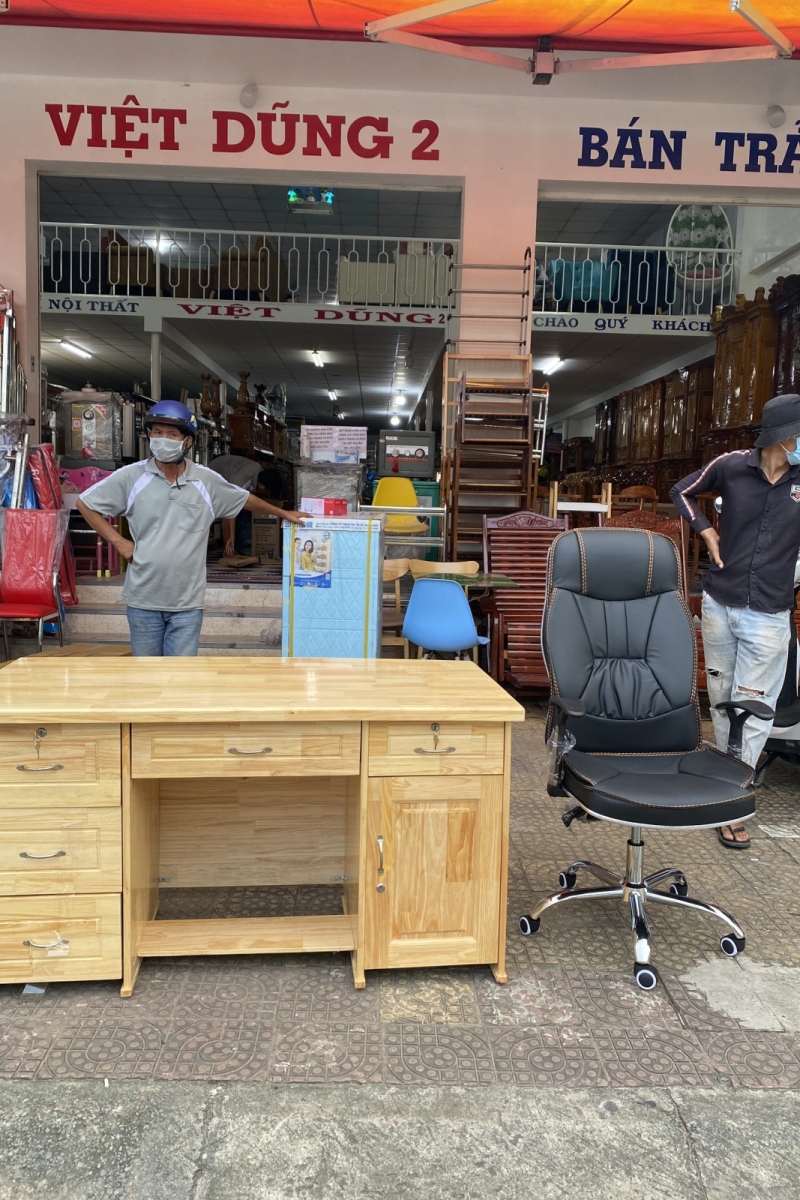 Bàn Làm Việc 4
